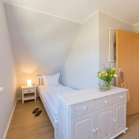 Doppelhaus Am Deich 12 דירהאגן